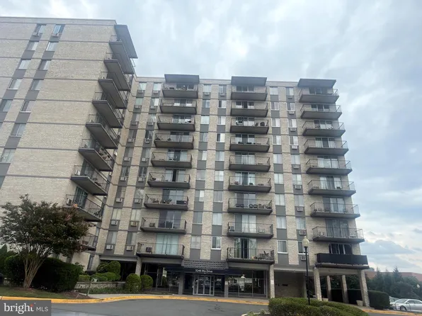 3245 Rio Dr APT 903, Falls Church, VA 22041