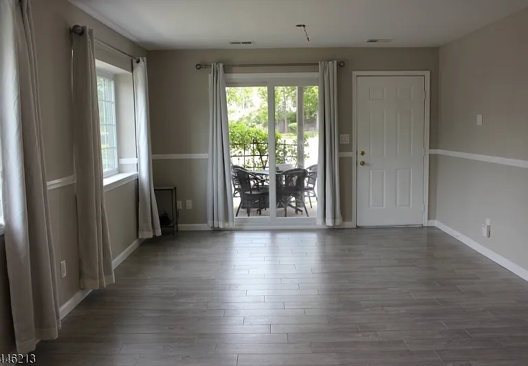 37 Ray Ct — Photo 2
