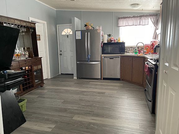 5th image of 9702 Magnolia Way