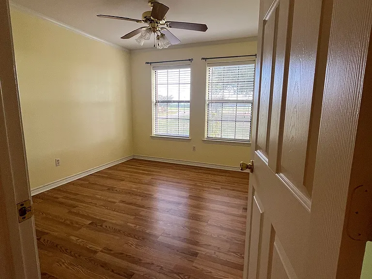 2730 FM 16 — Photo 28