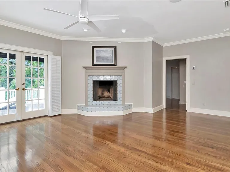 6220 Bayshore Blvd — Photo 22
