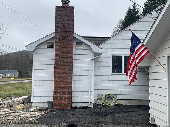 3rd image of 155 County Road 13a