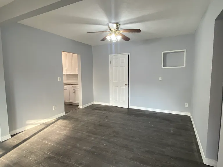 15861 NE 14th Ct — Photo 10