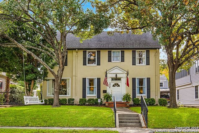 1st image of 206 W Hollywood Ave