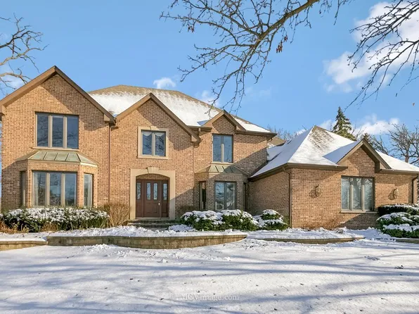 24 Equestrian Way, Lemont, IL 60439