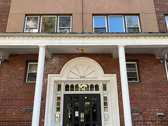 2nd image of 2520 Kennedy Blvd #2E
