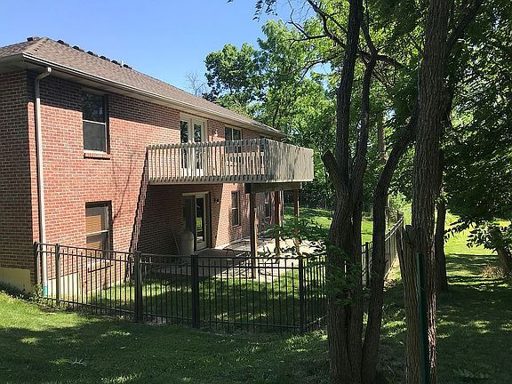 3rd image of 6286 Woodwind Ct