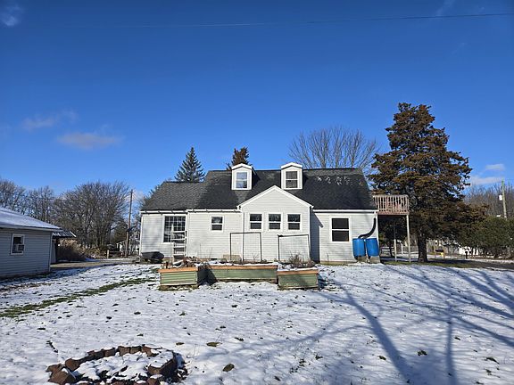 3rd image of 1026 60th St SE