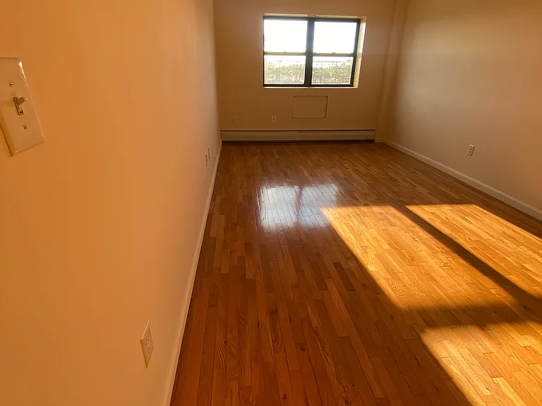 44 Hilton Ave #A1 — Photo 6