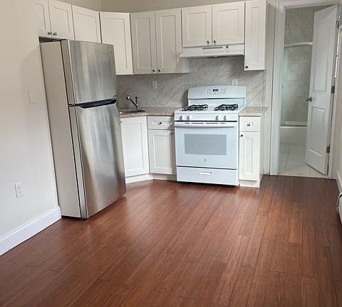 2nd image of 90 Berkshire Floor 2