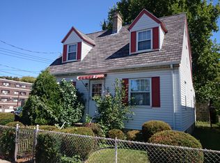 30 Glencoe St, Brighton, MA 02135