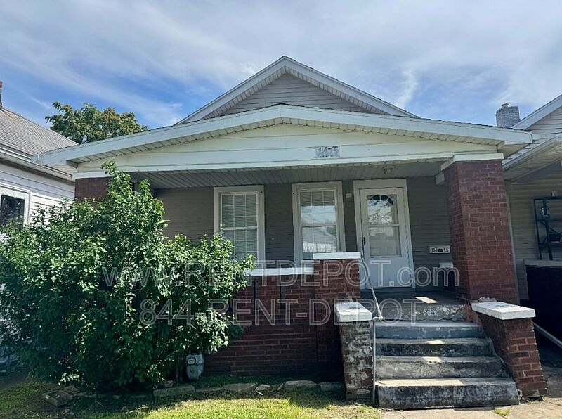 1st image of 1415 E Indiana St