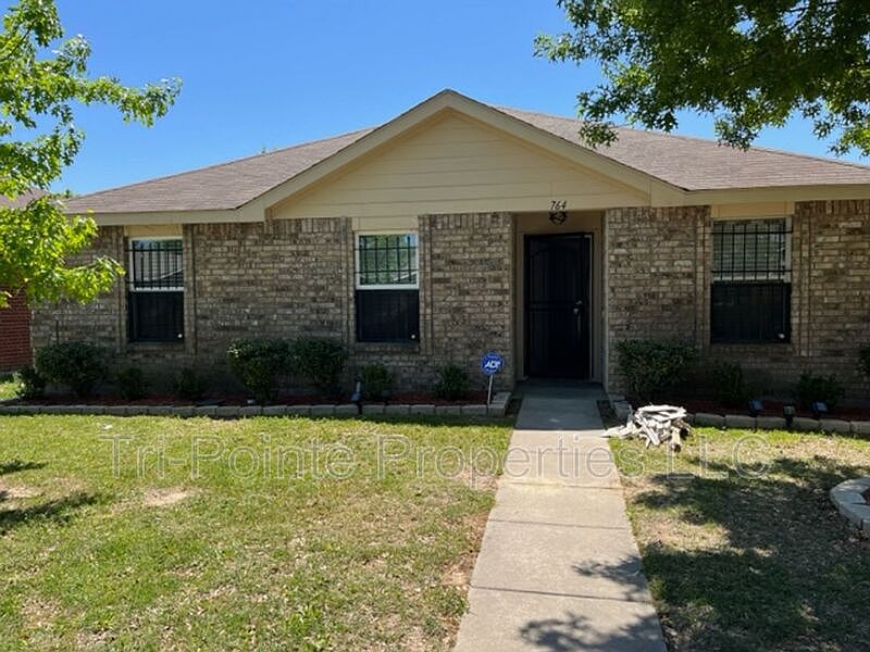 1st image of 764 Panola Dr