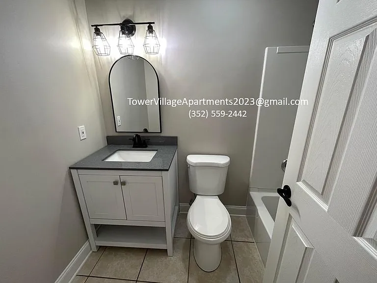 7423 SW 42nd Pl #1 — Photo 13