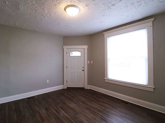 5th image of 1233-1235 Cable Ave