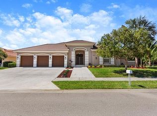 8525 SE Pinehaven Ave, Hobe Sound, FL 33455
