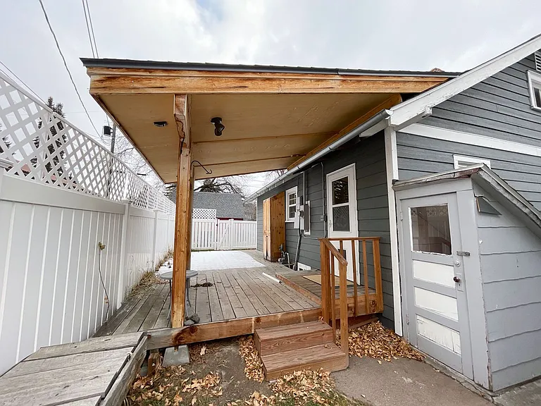 715 W Olive St — Photo 8
