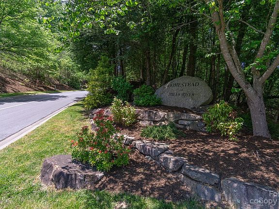 2nd image of 862 Mills River Way #40R
