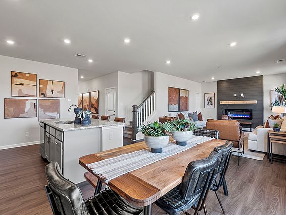 3rd image of 716 Hallman Branch Ln