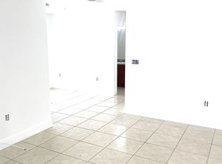 2477 W 78th St APT 201, Hialeah, FL 33016