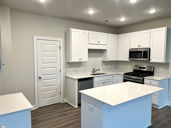 4th image of 1509 Yellowwood Ct