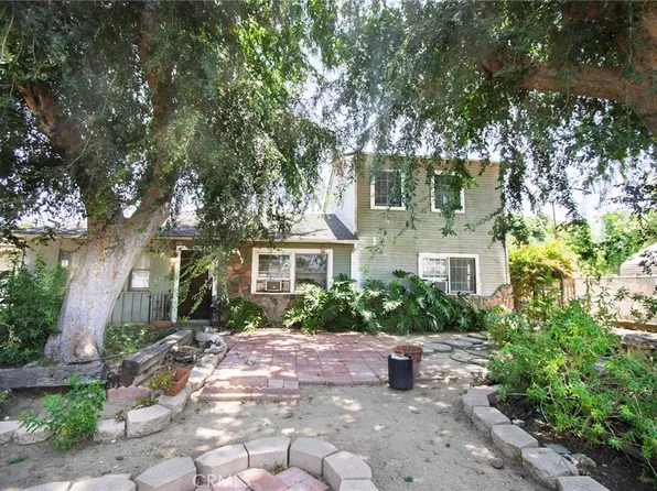8512 Newcastle Ave, Northridge, CA 91325