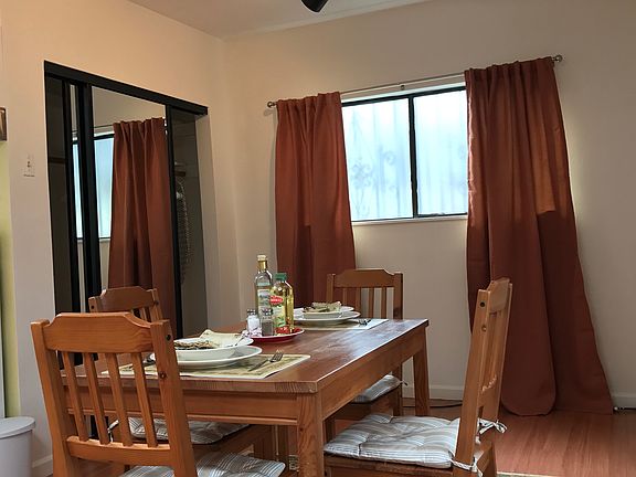 Living /dining area w /closet