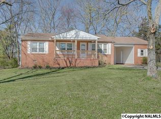 609 Jordan Ln NW, Huntsville, AL 35816