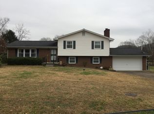 2716 Roland Ln, Knoxville, TN 37931
