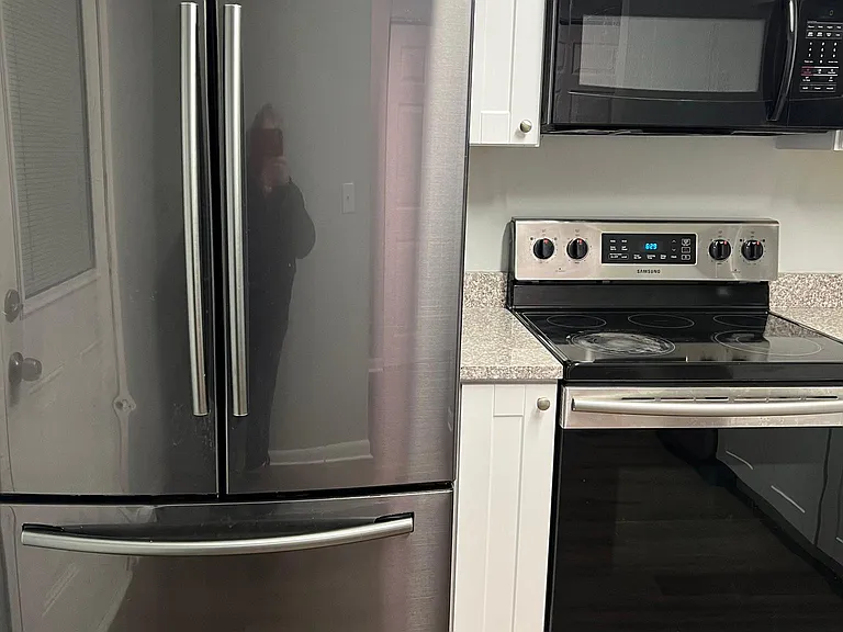 Refrigerator, Microwave and Stove