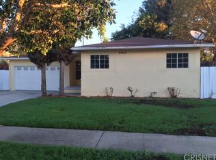 18237 Lull St, Reseda, CA 91335