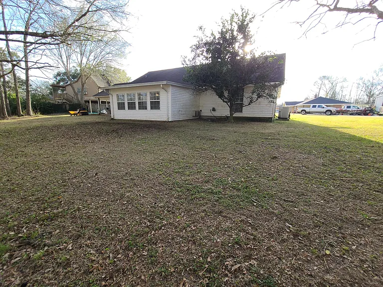 146 E Bayou Shr — Photo 32