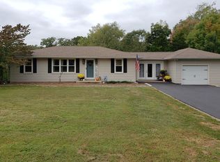 36 Oak Hill Dr, Ballwin, MO 63021