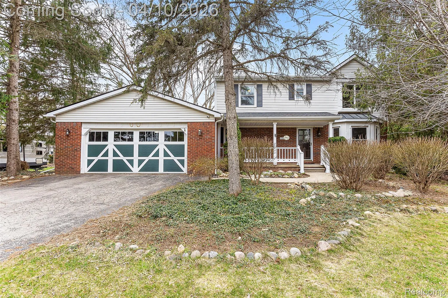 6374 Rickett Rd photo 1