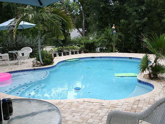 2nd image of 163 Orlando Dr