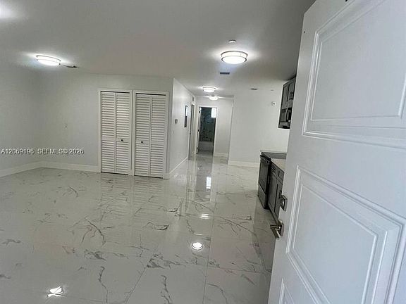 2nd image of 1860 NW 19th St #201