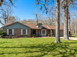 9134 Lakeside Cir, Montgomery, TX 77316