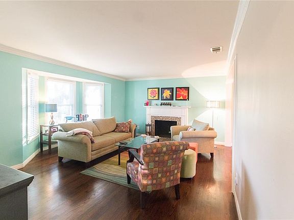 4th image of 3739 Matador Dr