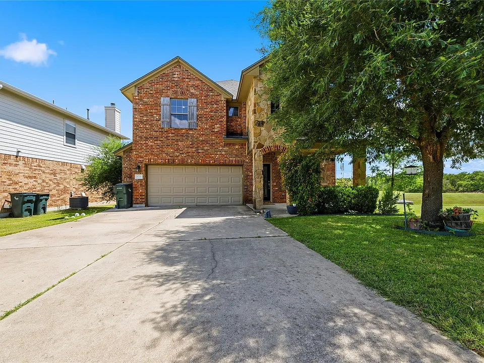 8318 Campeche Bay Pl