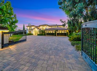 2037 Delphine Ln, Calabasas, CA 91302