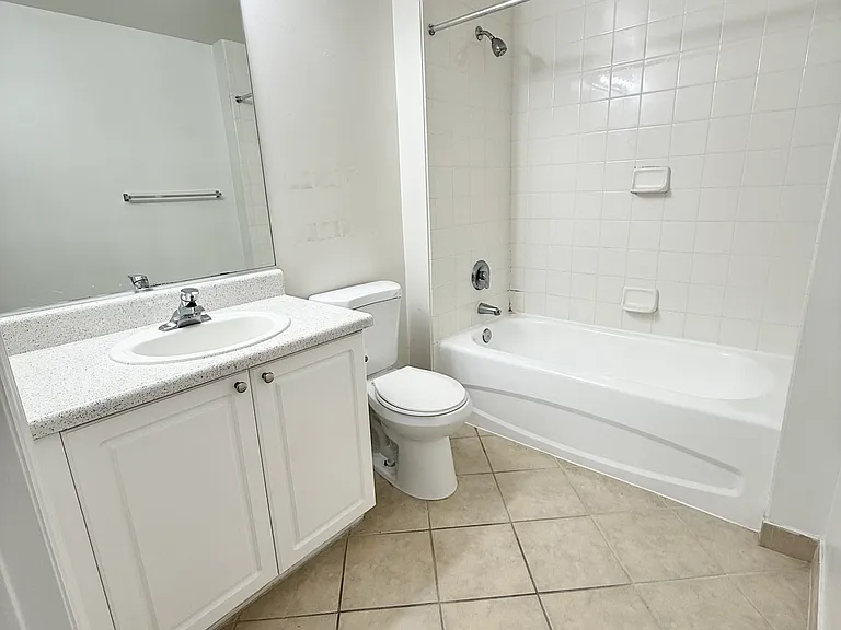 255 Evernia St #615 — Photo 8