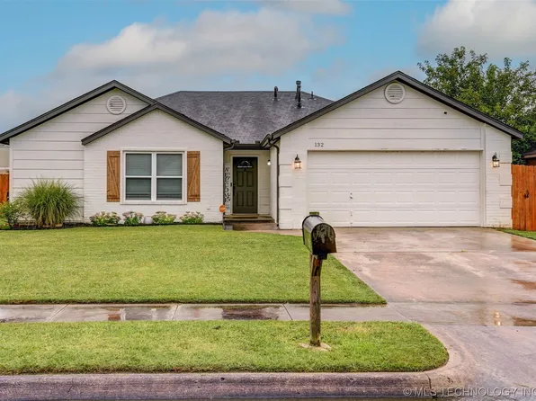132 W 176th St S, Mounds, OK 74047