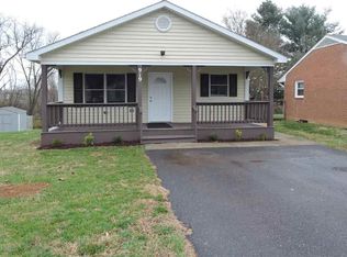 919 High St, Waynesboro, VA 22980