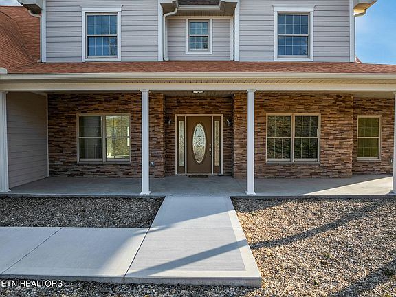 4th image of 2126 Stone Harbor Dr