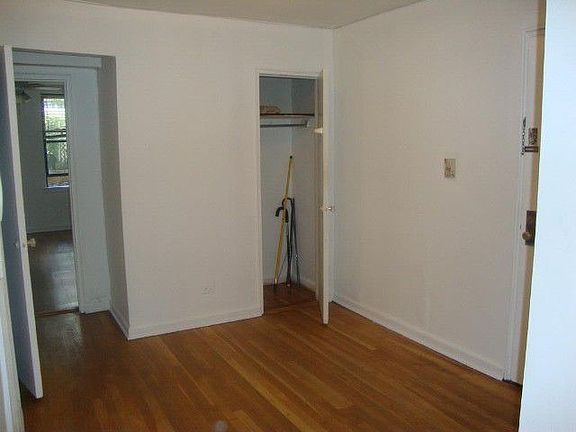 5th image of 14055 Burden Cres APT 1C