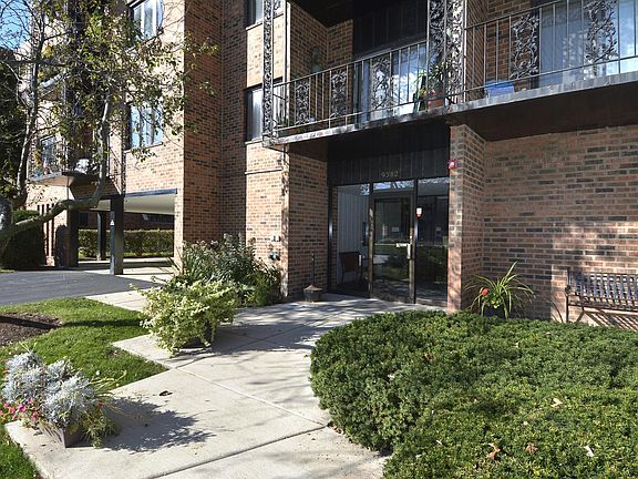 2nd image of 9382 Landings Ln Unit 507