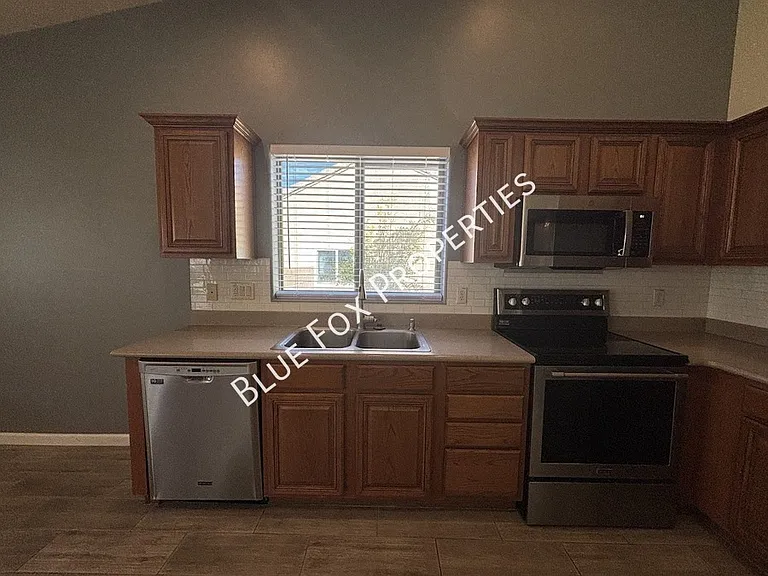 10150 E Corte Madera Fina — Photo 3