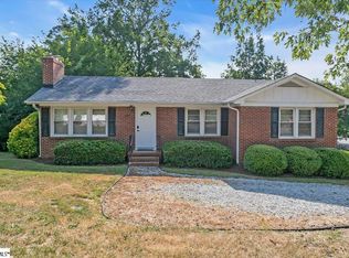 2800 Edwards Rd, Taylors, SC 29687