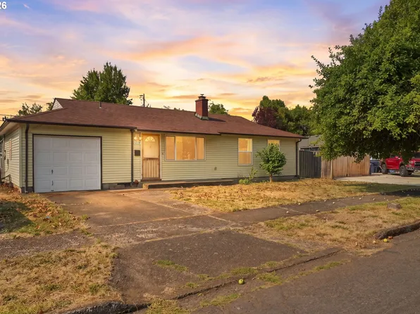 1219 Pleasant St, Springfield, OR 97477