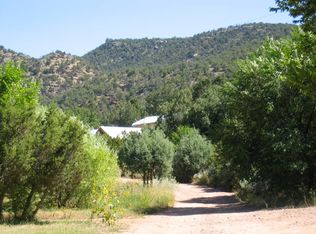 96 Old Canoncito Rd, Santa Fe, NM 87508